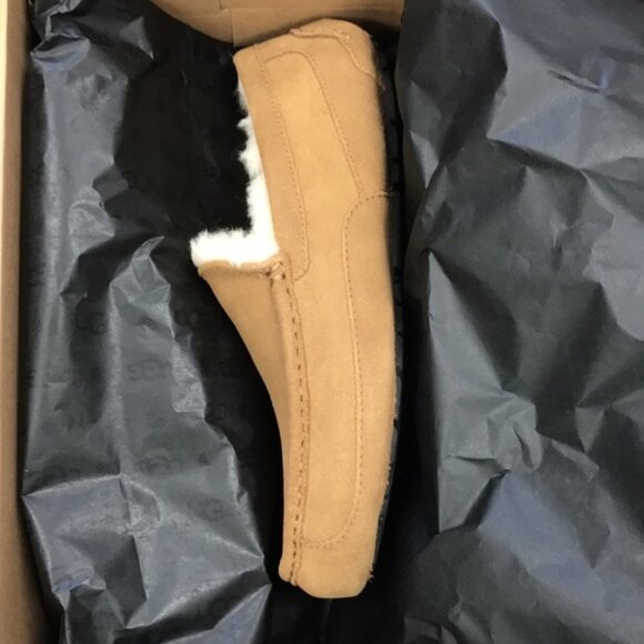 UGG Ascot Men's Slipper - Picture 4 of 4